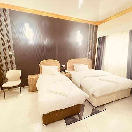 Galaxy Star Hotel Dubai Dış mekan fotoğraf